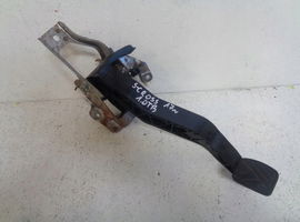 Suzuki SX4 S-Cross 2017 1.0 T PEDAŁ SPRZĘGŁA 49800-61M60