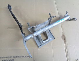 STELAŻ MOCOWANIE UCHWYT TOYOTA LAND CRUISER LJ70 1987R