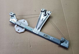 Dacia Logan II 2017 SEDAN PODNOŚNIK SZYB LEWY TYŁ MANUAL