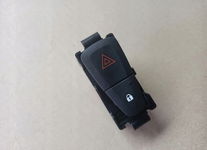 PRZEŁĄCZNIK ŚWIATEŁ AWARYJNYCH DACIA LOGAN II LIFT 252905668R