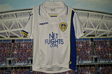 Leeds United Football Club Macron Official Equipment 2009-10 home size: 3XS