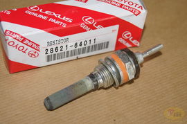 ŚWIECA ŻAROWA TOYOTA 28621-64011 W KOLEKTORZE