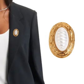 Broszka vintage OLD MONEY złota z perłą elegancka stylowy dodatek spinka