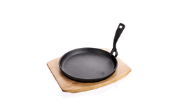 Patelnia żeliwna Grada 22 cm z drewnianą deską