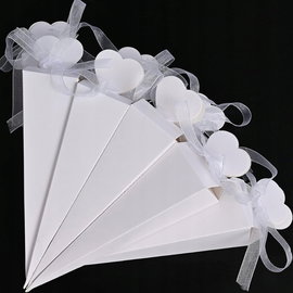 Faburo 120 papierowych stożków z wstążkami - na uroczystości