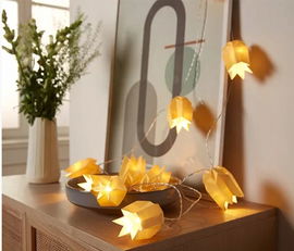 Papierowy łańcuch LED 3 m, 10 diod, timer, kwiaty, na baterie